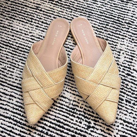 New Look Raffia Pointed Toe Mules - Picture 3 of 5